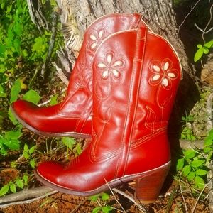 Dingo (new) Western-Style  Cowboy Boots 8.5M in Rich Red